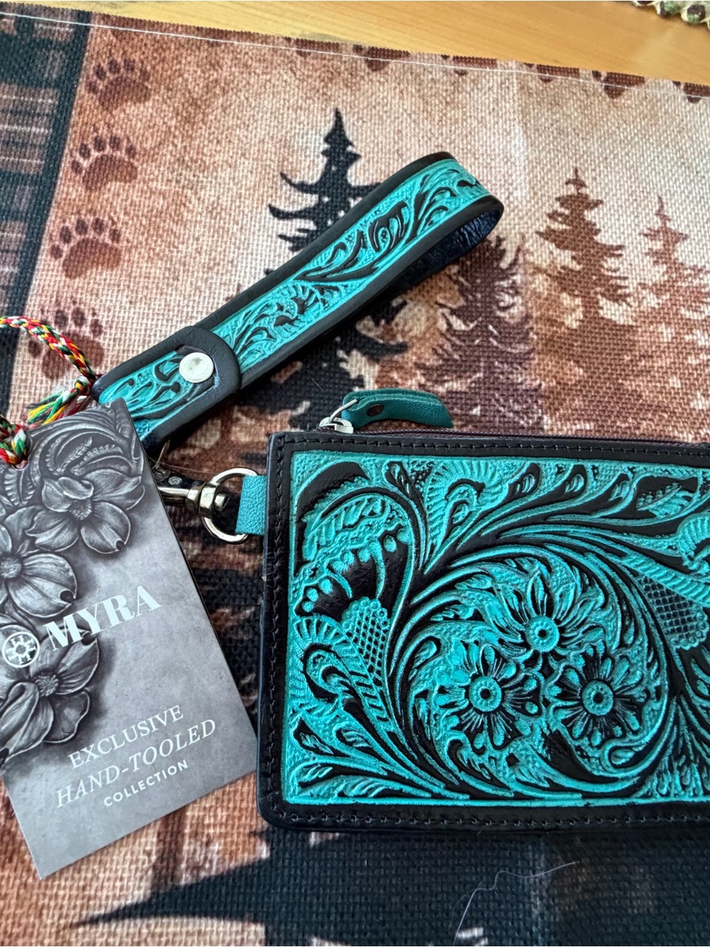Women’s small leather card holder with wrist strap